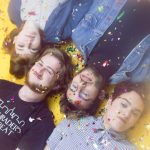 Adult Mom / Party Fears / Von Pfefferspray / Rauchen / Disgusting News